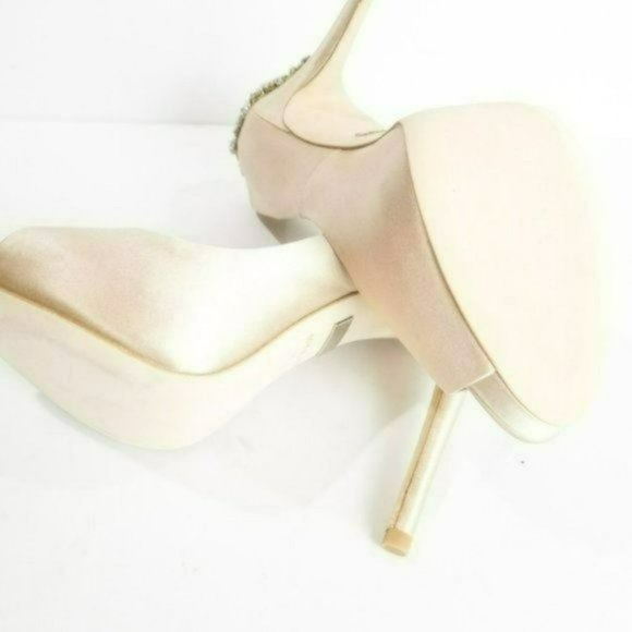 Badgley Mischka Kiara Embellished Evening Pumps -9 - Picture 6 of 8